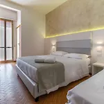 Albatros Hotel 3*