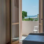 Hotel Albatros 3*