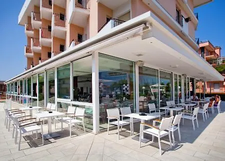 Hotell Albatros 3*