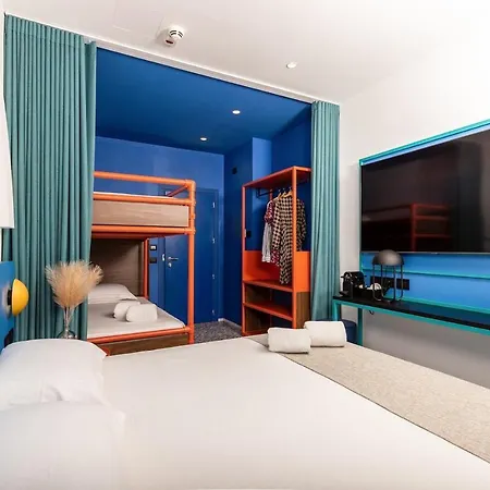 Albatros Hotell