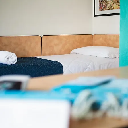 Albatros Hotell 3*